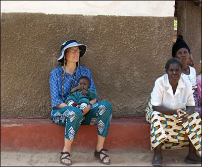 Jen steals a quiet moment with Baby Jen before heading home...