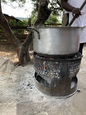 The water sits on the charcoal braziers for about 25 minutes to come to a boil. 